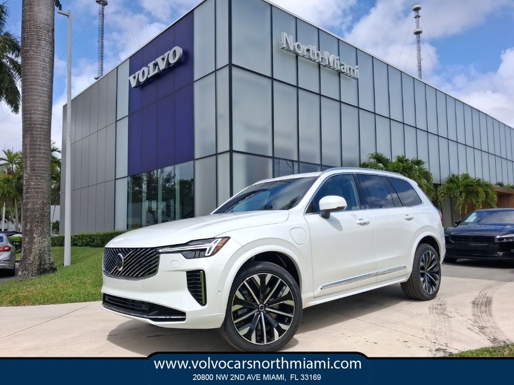 2026 Volvo XC90 Plug-In Hybrid T8 Plus