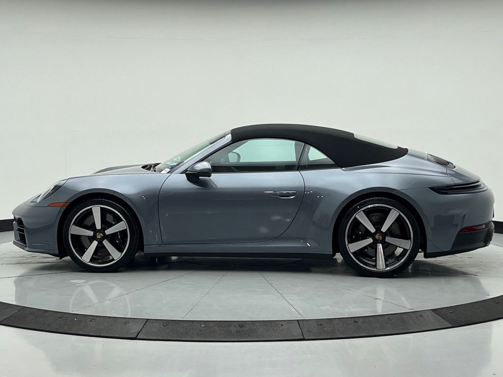 Thumbnail: 2026 Porsche 911 - 2