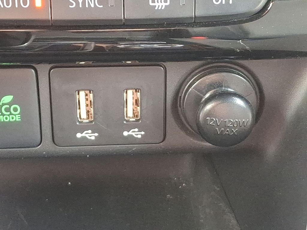 2024 Mitsubishi Eclipse Cross SEL 27