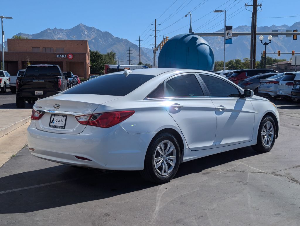 2012 Hyundai Sonata GLS 4