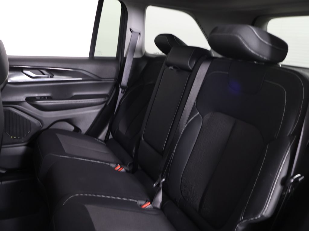 Used 2023 Red Jeep Laredo image 32