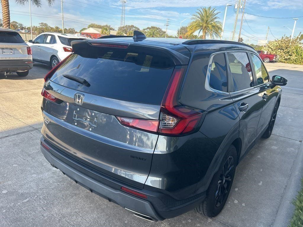 View vehicle photo 7