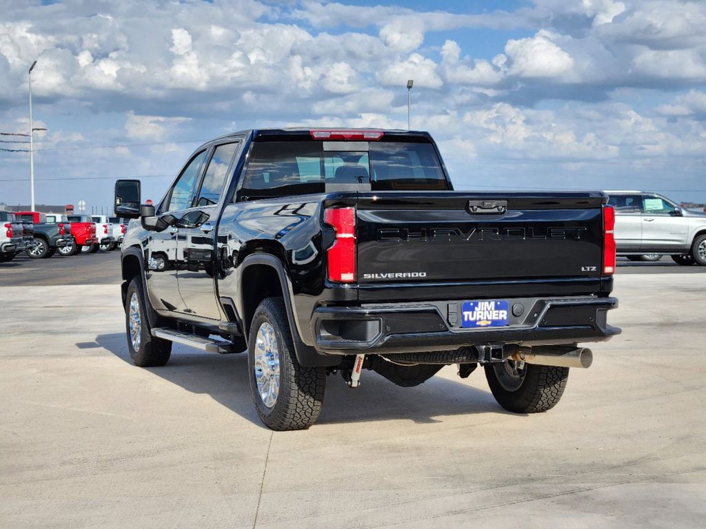 2024 Chevrolet Silverado 2500HD LTZ 4