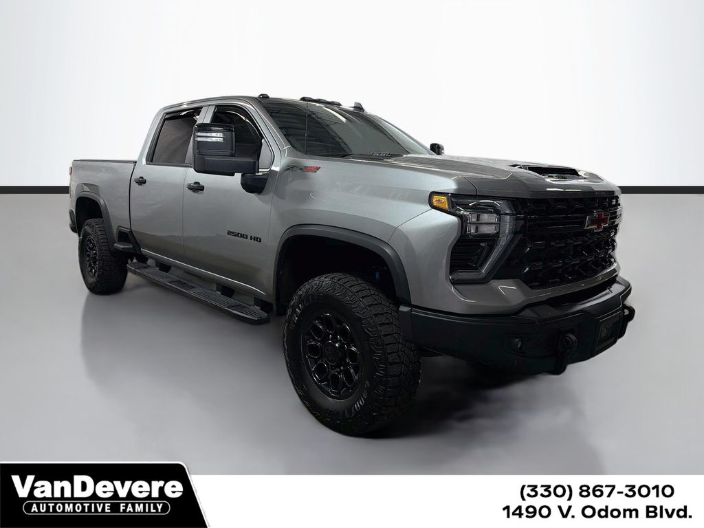 Sterling Gray Metallic 2025 Chevrolet Silverado 2500HD Pickup Truck Four-Wheel Drive Automatic