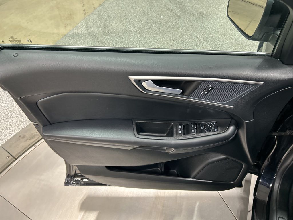 used 2024 Ford Edge car, priced at $26,527