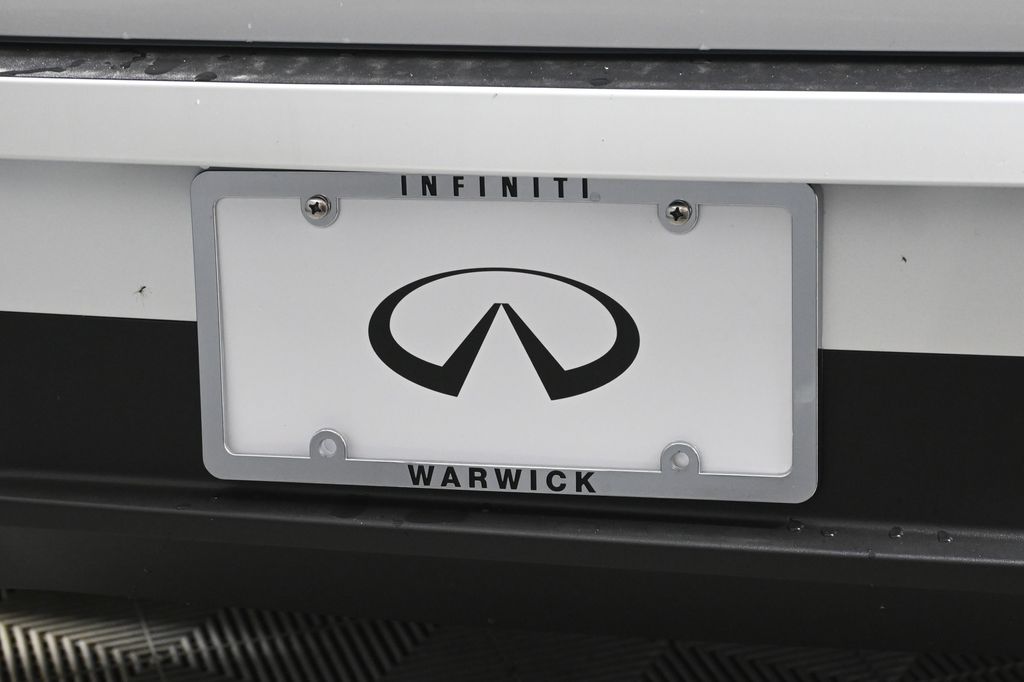 Thumbnail: 2027 INFINITI QX60 - 14