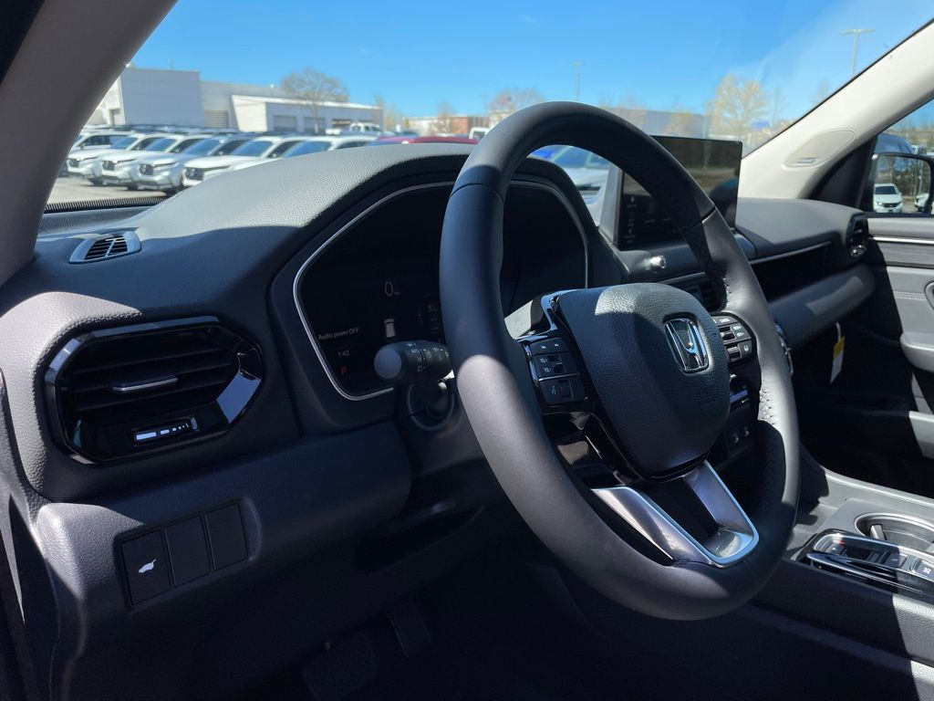 Thumbnail: 2026 Honda Pilot - 31