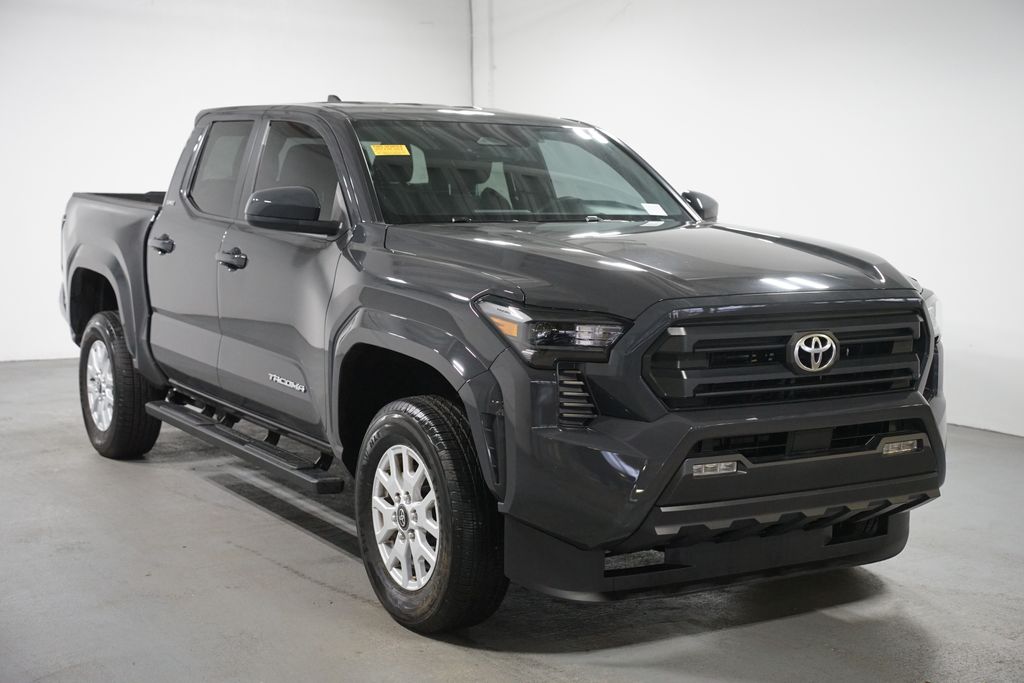 Thumbnail: 2024 Toyota Tacoma - 3