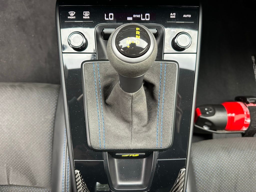 Thumbnail: 2022 Porsche 911 - 27