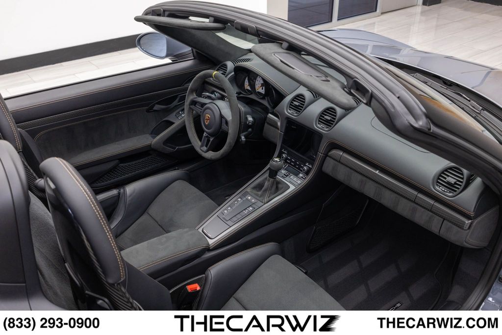 2024 Porsche 718 Spyder RS - Photo 85