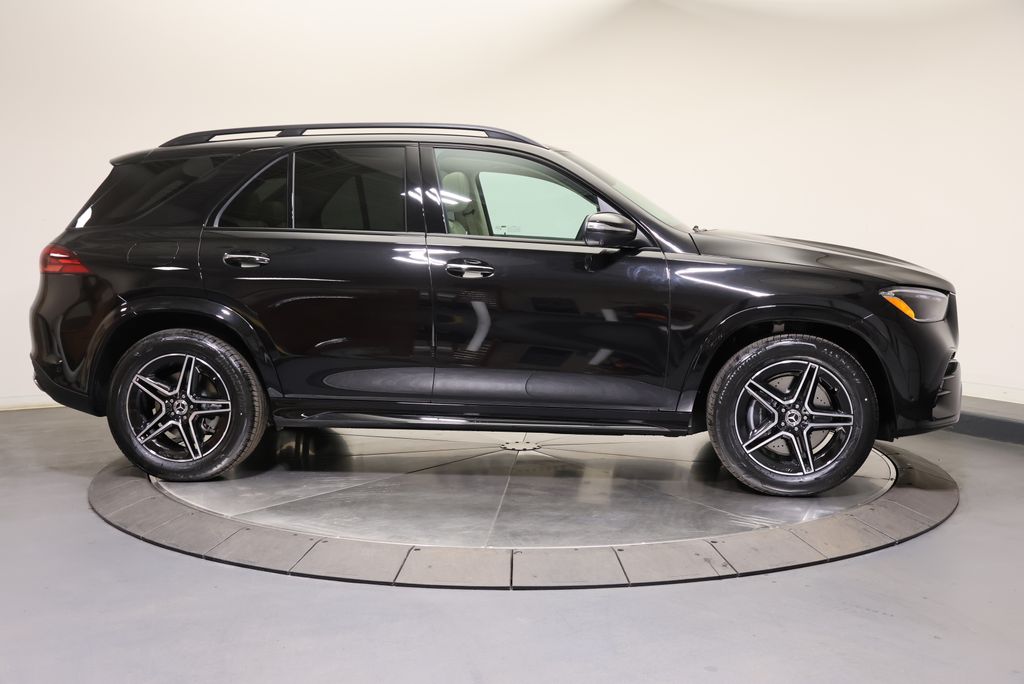Thumbnail: 2026 Mercedes-Benz GLE - 8