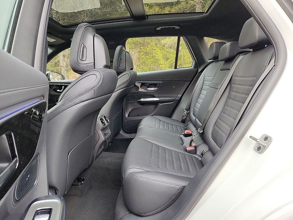 Thumbnail: 2026 Mercedes-Benz GLC - 6