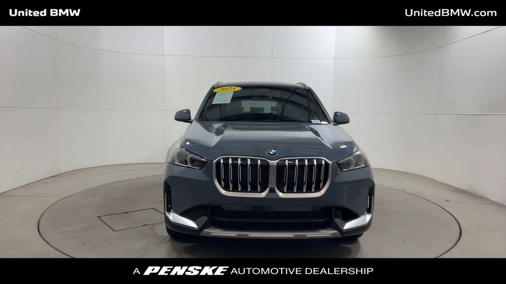 Thumbnail: 2025 BMW X1 - 3
