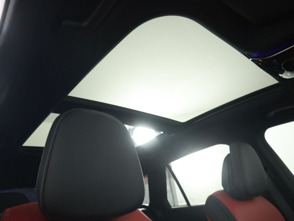 Thumbnail: 2026 Mercedes-Benz GLC - 20