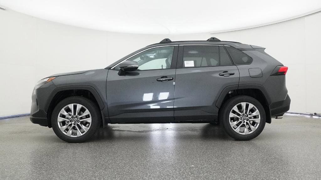 Thumbnail: 2025 Toyota RAV4 - 31