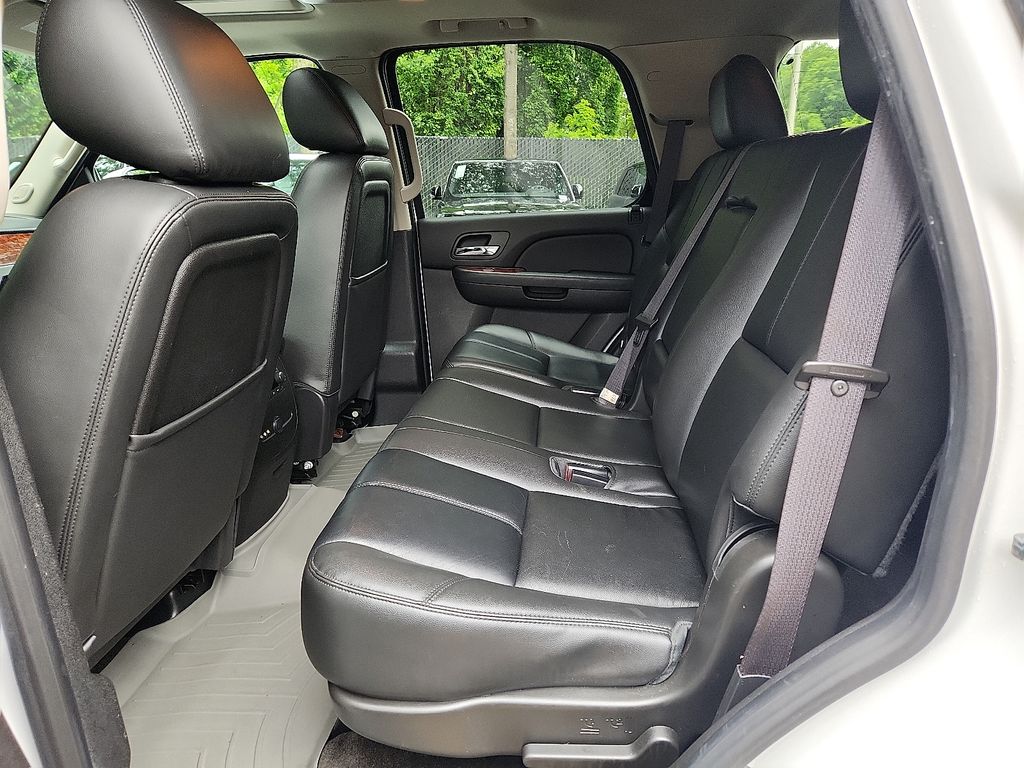 2013 Chevrolet Tahoe LT 10