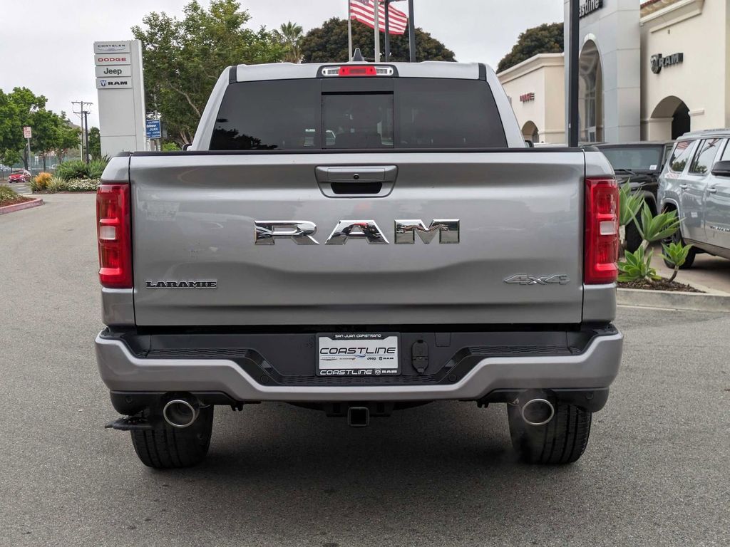 2025 Ram 1500 Laramie 3