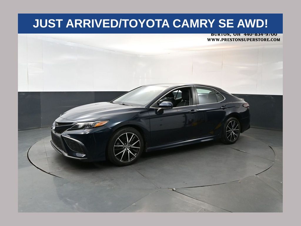 Teal (Aqua) 2021 Toyota Camry SE AWD Sedan All-Wheel Drive 8-Speed Automatic