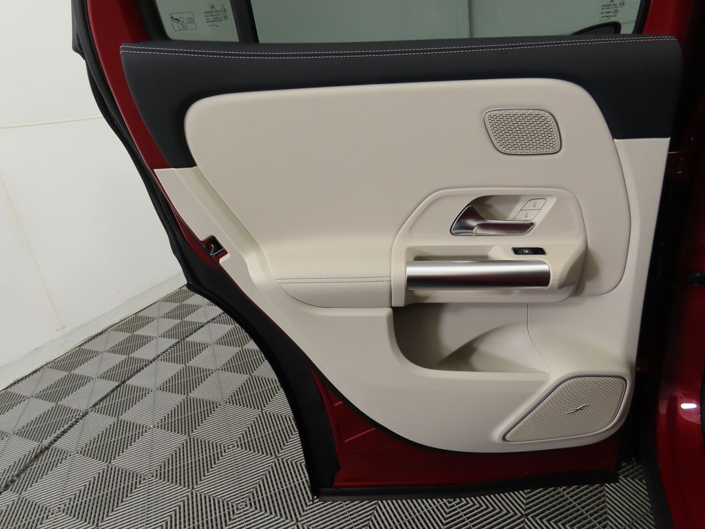 Thumbnail: 2026 Mercedes-Benz GLA - 27