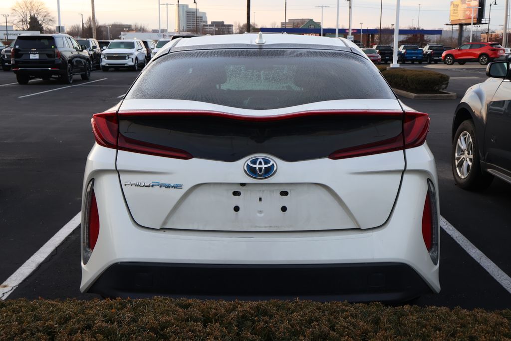 2017 Toyota Prius Prime Plus 6