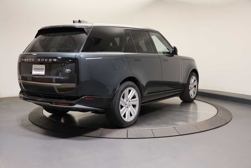 Thumbnail: 2023 Land Rover Range Rover - 5