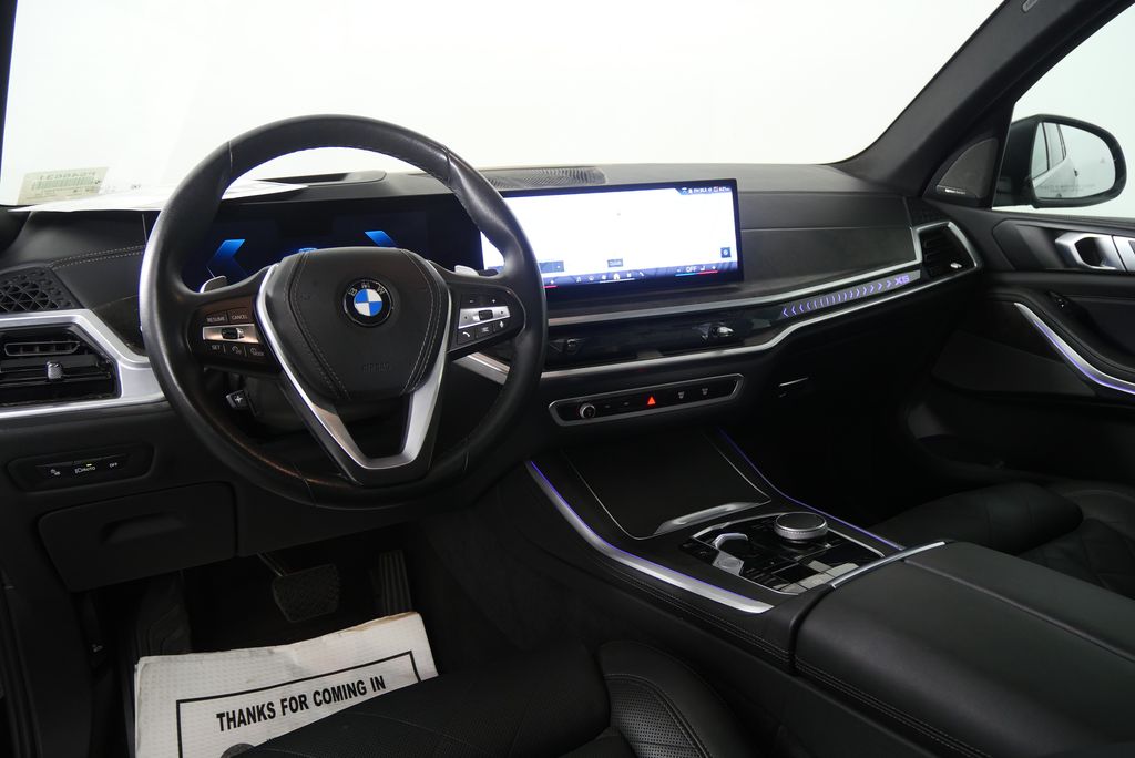Thumbnail: 2025 BMW X5 - 18