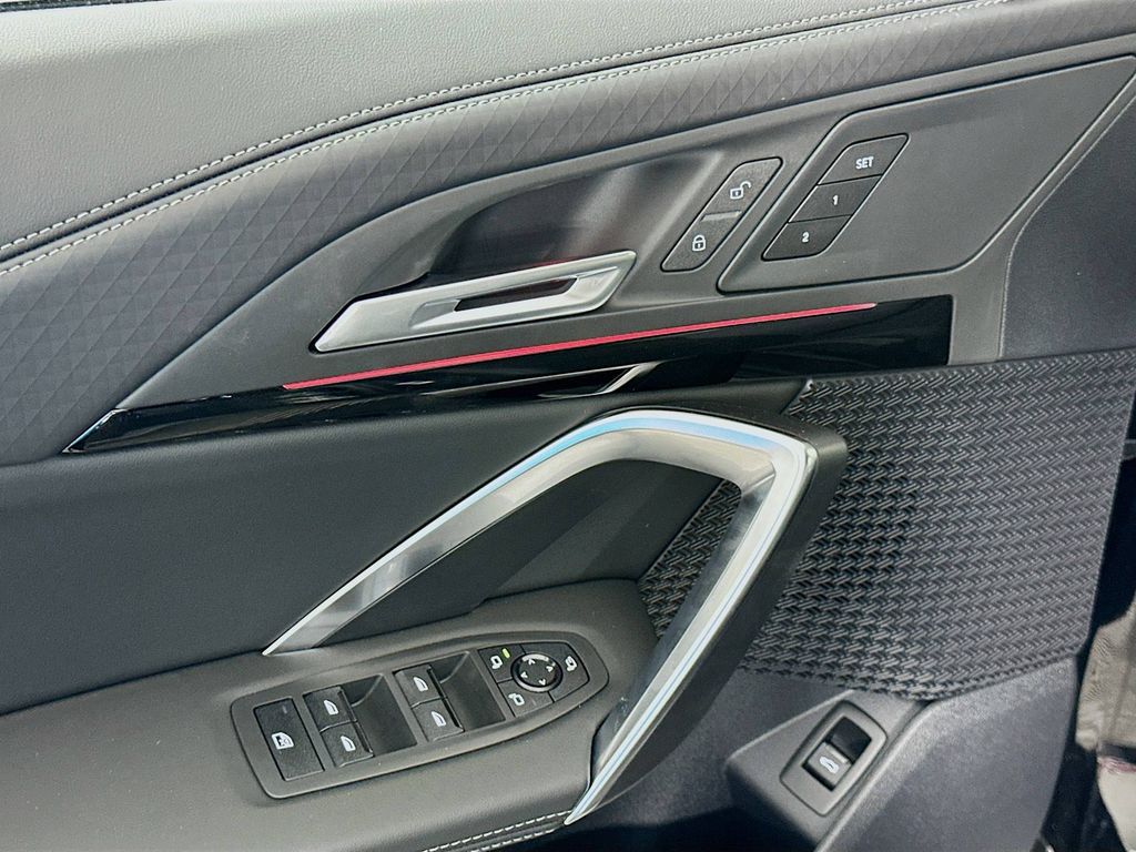 Thumbnail: 2026 BMW X2 - 20