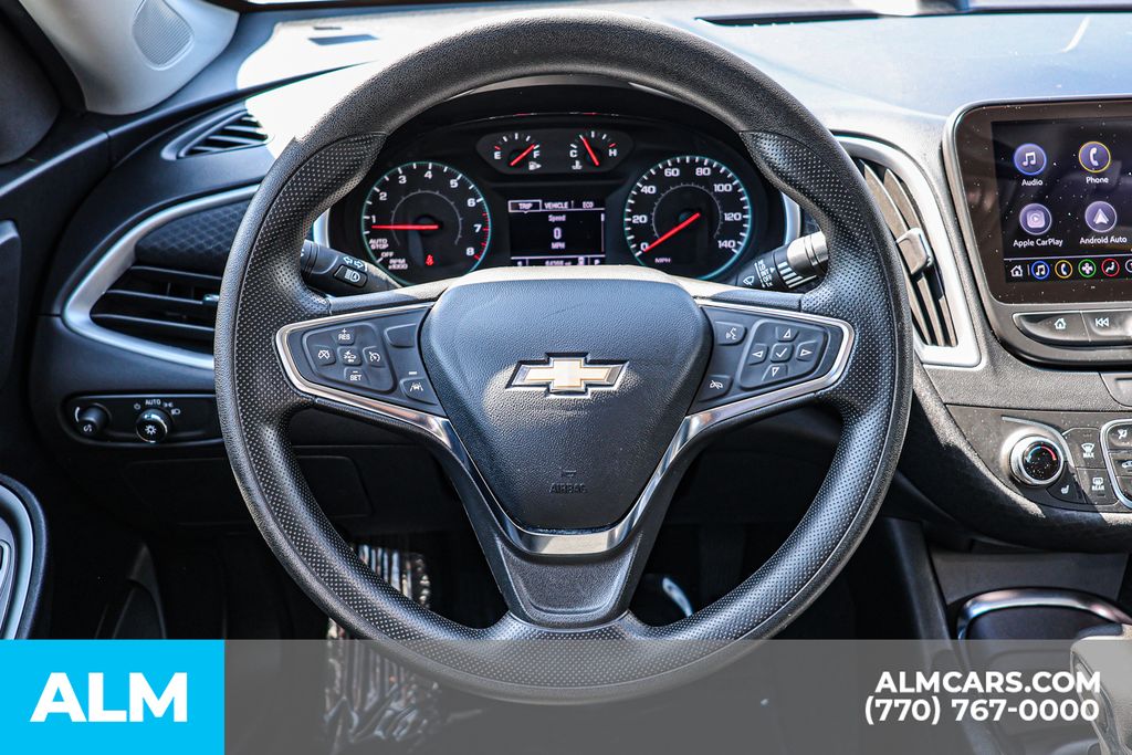Used 2024 White Chevrolet LT image 30