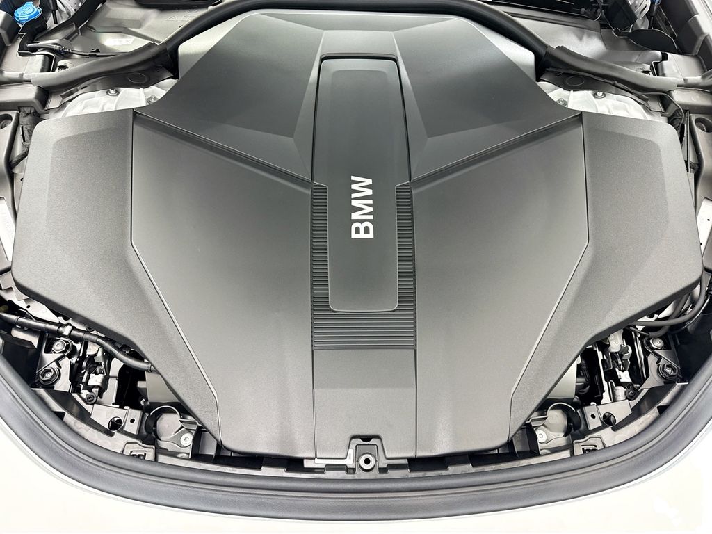 Thumbnail: 2026 BMW i7 - 28