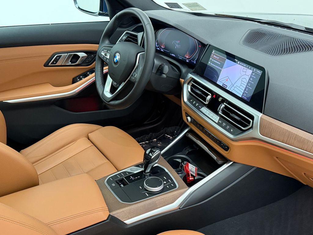 Thumbnail: 2021 BMW 3 Series - 10