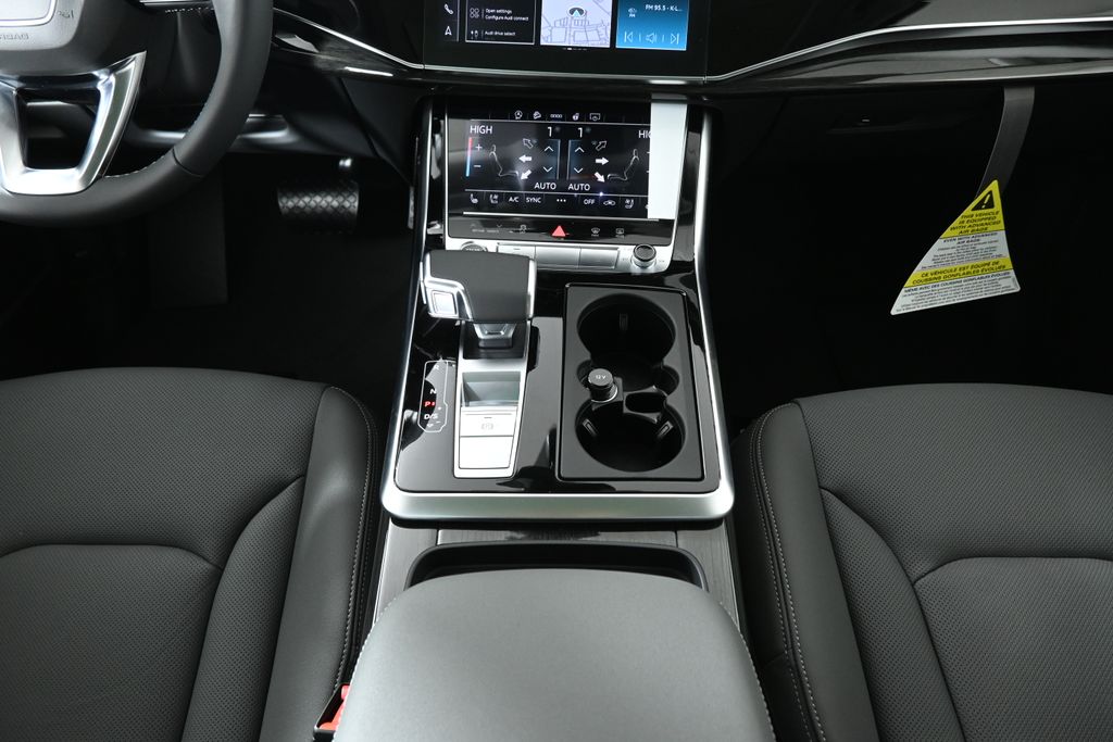 Thumbnail: 2026 Audi Q7 - 20