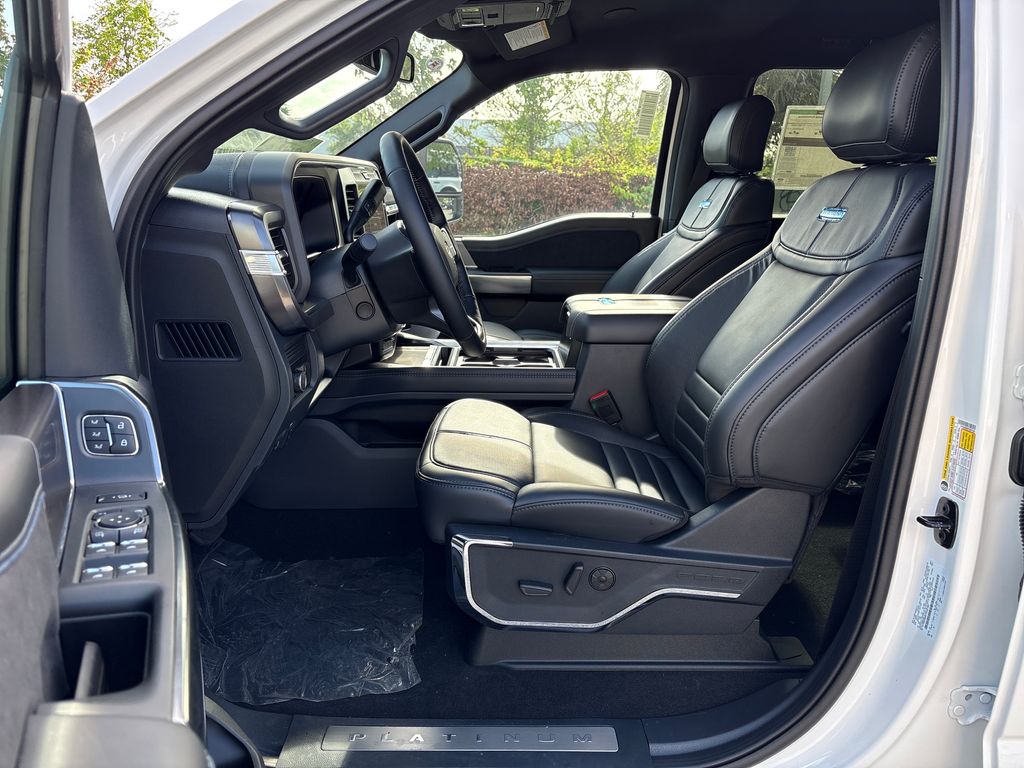 New 2026 White Ford Platinum image 30