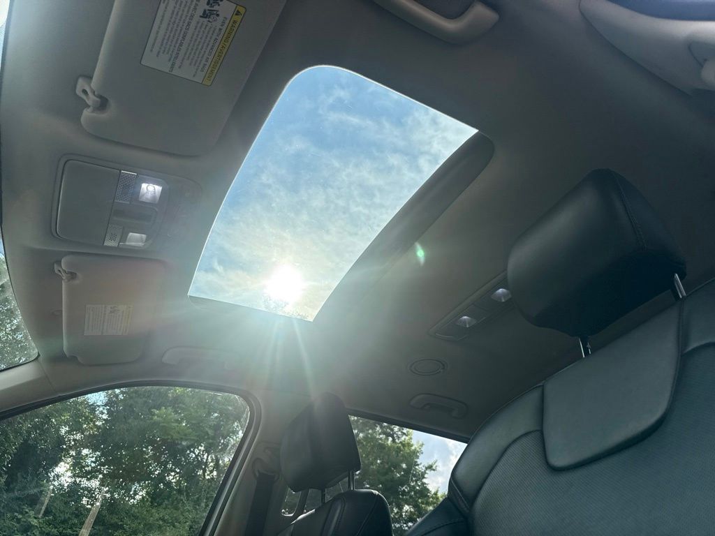 2021 Kia Telluride S White at South Hills Kia