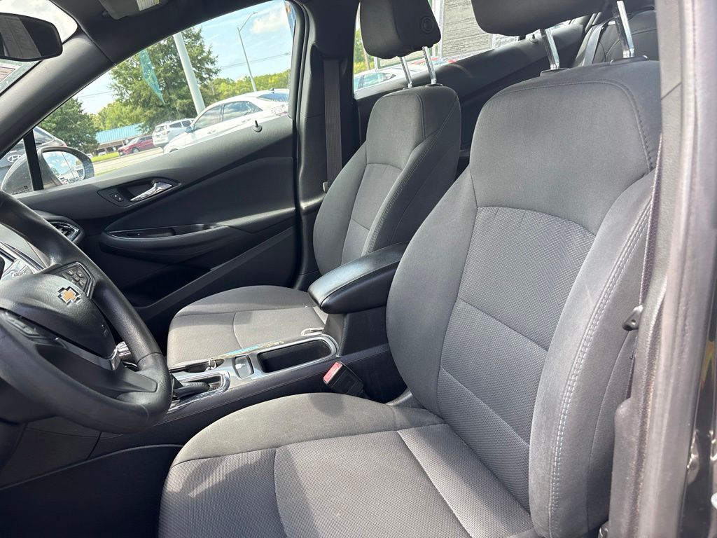 Used 2017 Gray Chevrolet LT image 15