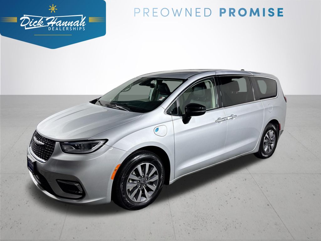 2024 Chrysler Pacifica Hybrid Select FWD