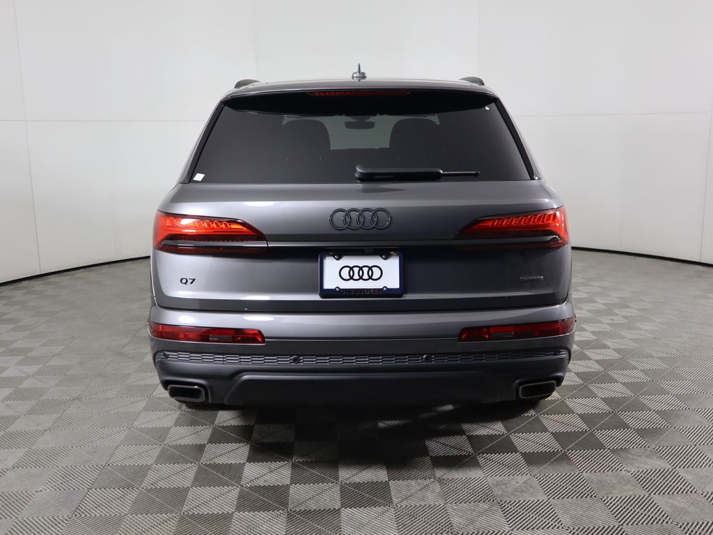 Thumbnail: 2026 Audi Q7 - 7