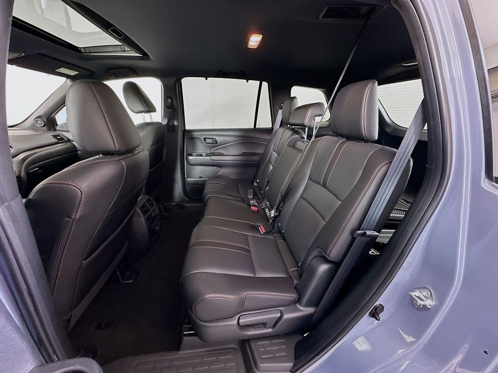 Thumbnail: 2023 Honda Passport - 24