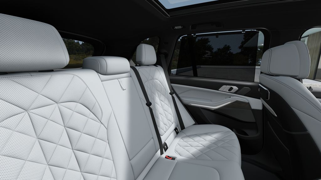 Thumbnail: 2026 BMW X5 - 12