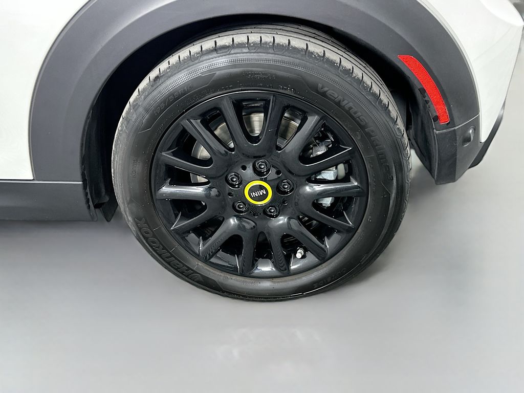 Thumbnail: 2024 MINI Cooper - 30