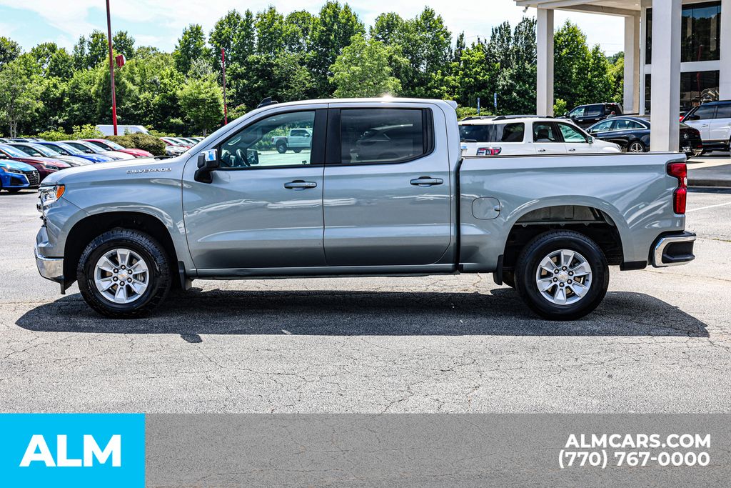 Used 2025 Gray Chevrolet LT/MT Certified image 8