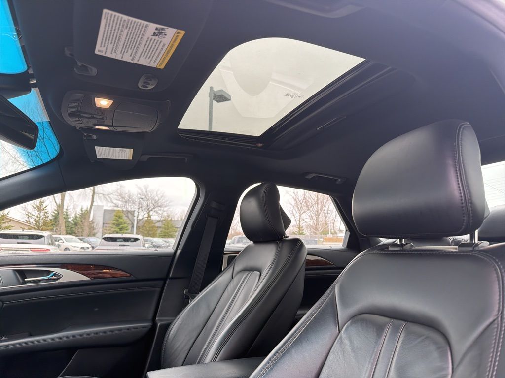 Used 2019 Brown Lincoln Reserve image 6