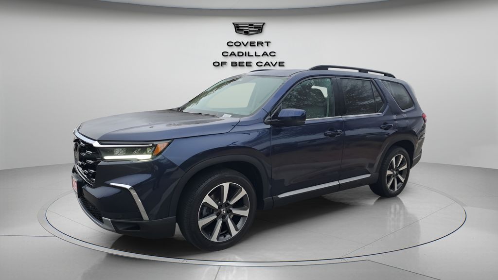 Used Car 2025 Honda Pilot  Touring For Sale Under $50,000 In Austin, Texas