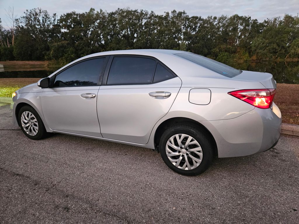 2018 Toyota Corolla LE 3