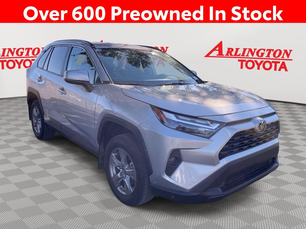 2024 Toyota RAV4 XLE