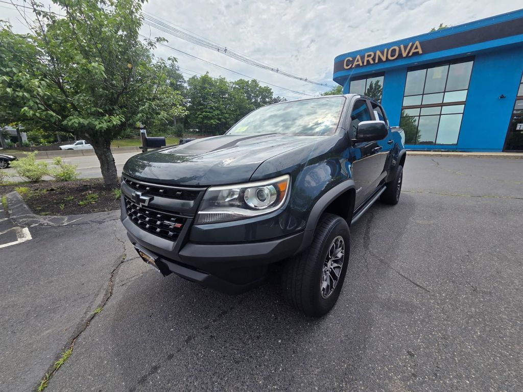 Gray (Graphite Metallic) 2018 Chevrolet Colorado Pickup Truck Four-Wheel Drive 8-Speed Automatic