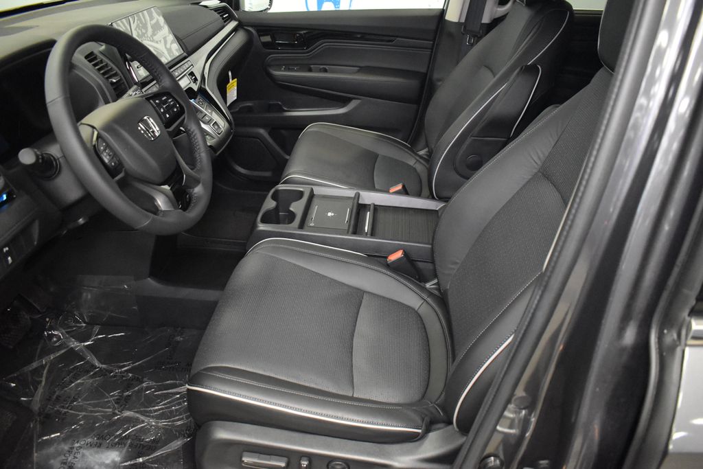 Thumbnail: 2026 Honda Odyssey - 20