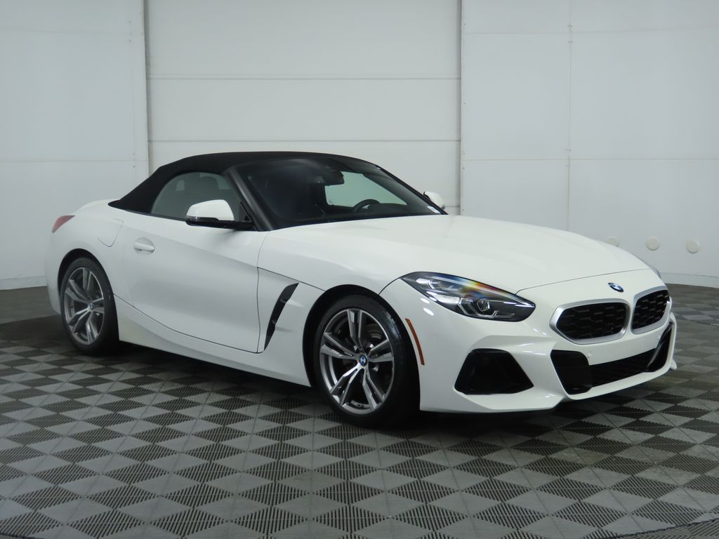 Thumbnail: 2025 BMW Z4 - 11