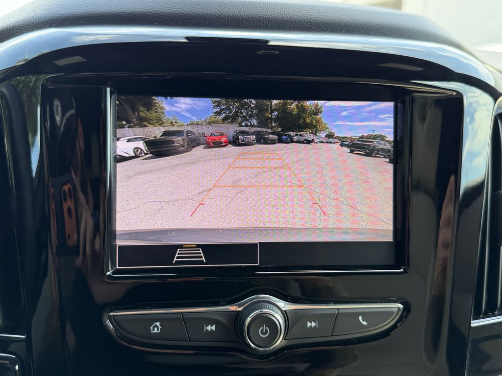 used 2023 Chevrolet Traverse car, priced at $19,991