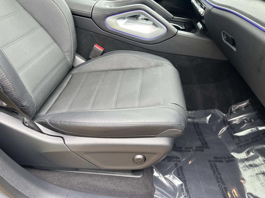 Thumbnail: 2024 Mercedes-Benz GLS - 22