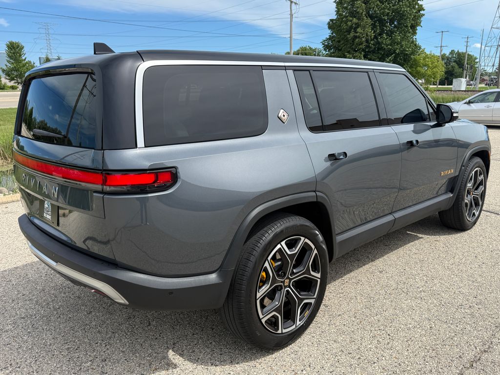 Exterior 5